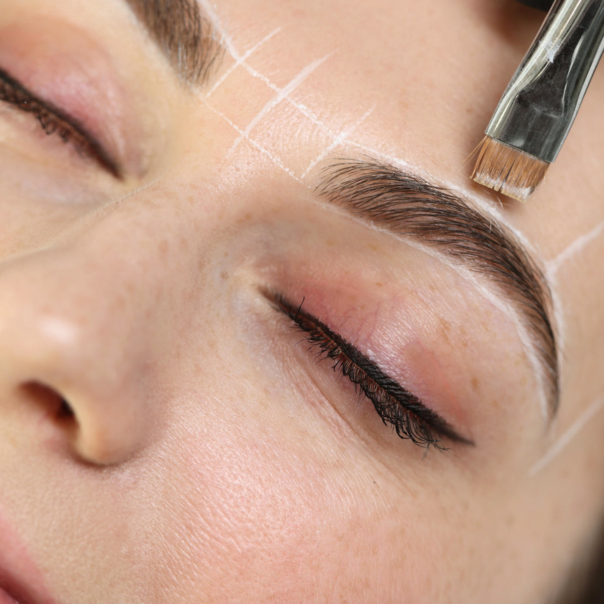 Perfilado de Cejas